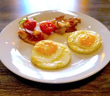 Яичница с беконом