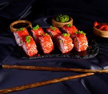 Калифорния с крабом