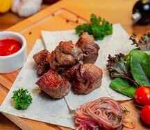 Шашлык из cвинoй шеи