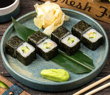 Ролл с огурцом