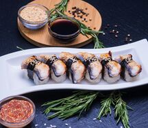 Суши с угрем