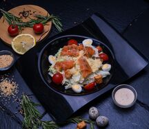 Салат Цезарь сан с семгой