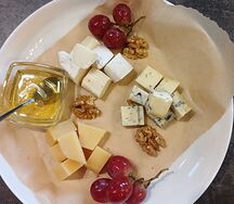 Сырная тарелка