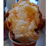 Гонконгская вафля Ананас-кокос с мороженым