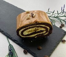 Рулет Сникерс