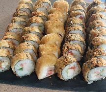 Роллы ассорти Макси Хот