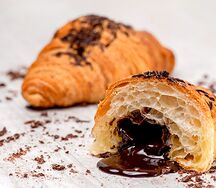 Круассан шоколадный