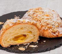 Круассан миндальный