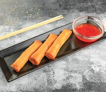 Спринг ролл с курицей карри