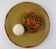 Утка в кисло-остром соусе