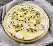 Пицца Грибная с трюфельным соусом