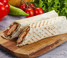 Люля из курицы в лаваше