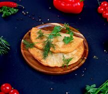 Чебуреки с курицей