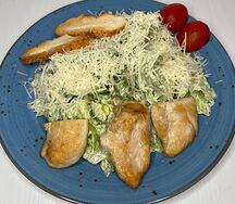 Цезарь с курицей