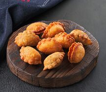 Чебуреки мини с ветчиной и сыром