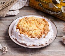 Дениш с малиной и творгом