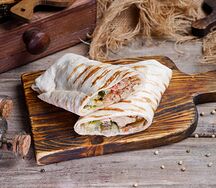 Ролл с курицей