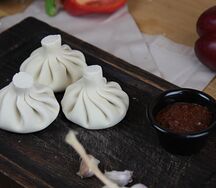 Хинкали со свининой и говядиной