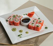 Ролл с копченой курицей