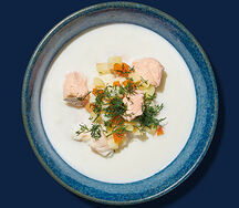 Уха по-эстонски со сливками и зеленью