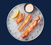 Клешня камчатского краба в сливочно-икорном соусе