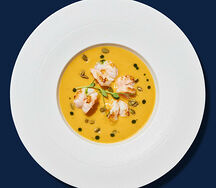 Пряный тыквенный суп с креветкой