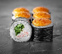 Острый маки с крабом