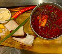 Борщ с говяжьими ребрами