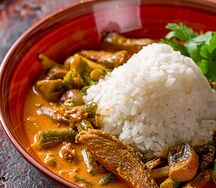 Тропический тайский красный карри с уткой