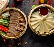 Утка по-пекински целая