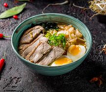 Кимчи рамен с курицей