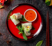 Весенний ролл с курицей