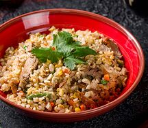 Жареный рис с уткой по-азиатски