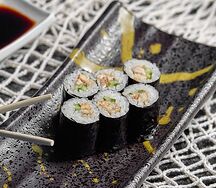 Маки ролл с угрём