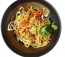 Яичная лапша с креветкой