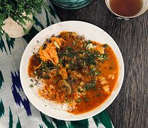 Гуляш с гарниром