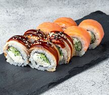 Филадельфия с угрем и лососем