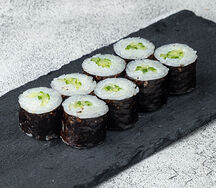 Мини-ролл с огурцом