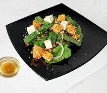 Салат с печеной тыквой