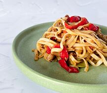 Удон с мясом