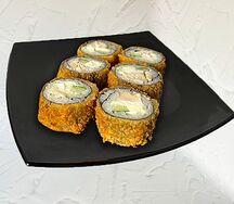 Ролл запеченный с курицей и сыром