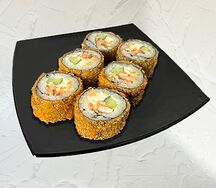 Ролл запеченный с лососем