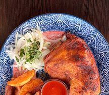 Запечённая окорочка в печи с картошкой по деревенский