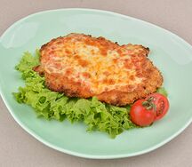 Куриная отбивная с сыром