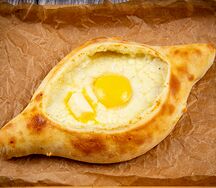 Хачапури по-аджарски