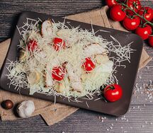 Цезарь с курицей