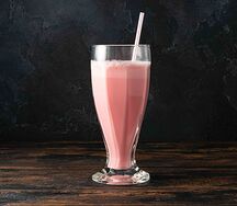 Клубничный коктейль