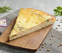 Пирог с ветчиной и сыром