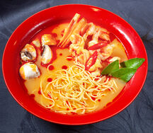 Суп Том Ям с лапшой