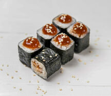 Ролл Маки Угорь